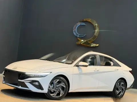 Hyundai Elantra 2026 — миниатюра 2