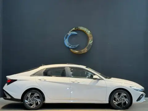 Hyundai Elantra 2026 — миниатюра 4