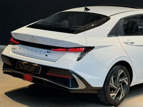 Hyundai Elantra 2026 — миниатюра 5