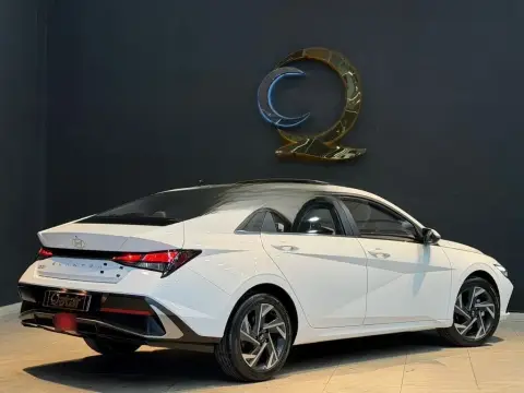 Hyundai Elantra 2026 — миниатюра 6