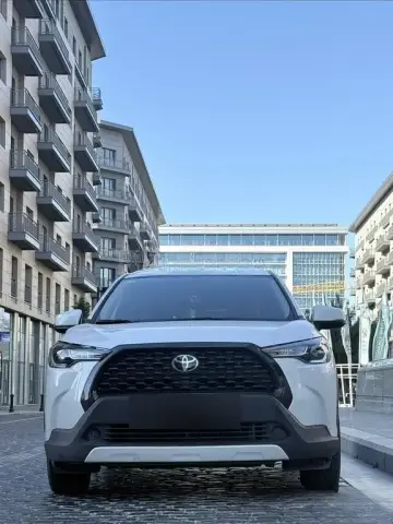 Toyota Corolla Cross 2025 — миниатюра 2