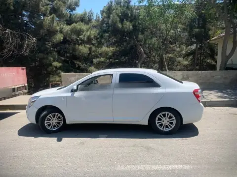 Chevrolet Cobalt 2025 — миниатюра 2