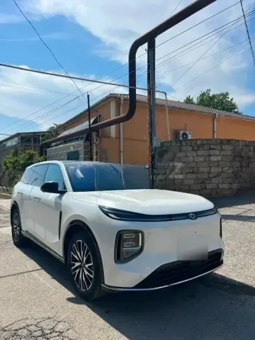 Changan Qiyuan Q07 2025 — миниатюра 2
