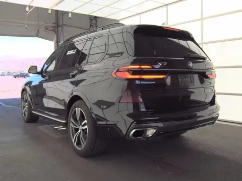 BMW X7 2026 — миниатюра 6