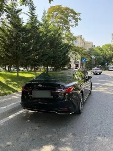 Toyota Camry 2025 — миниатюра 6