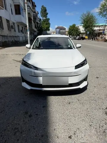 Changan Qiyuan A05 2025 — миниатюра 1