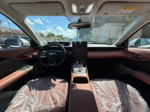 Changan Qiyuan A05 2025 — миниатюра 6