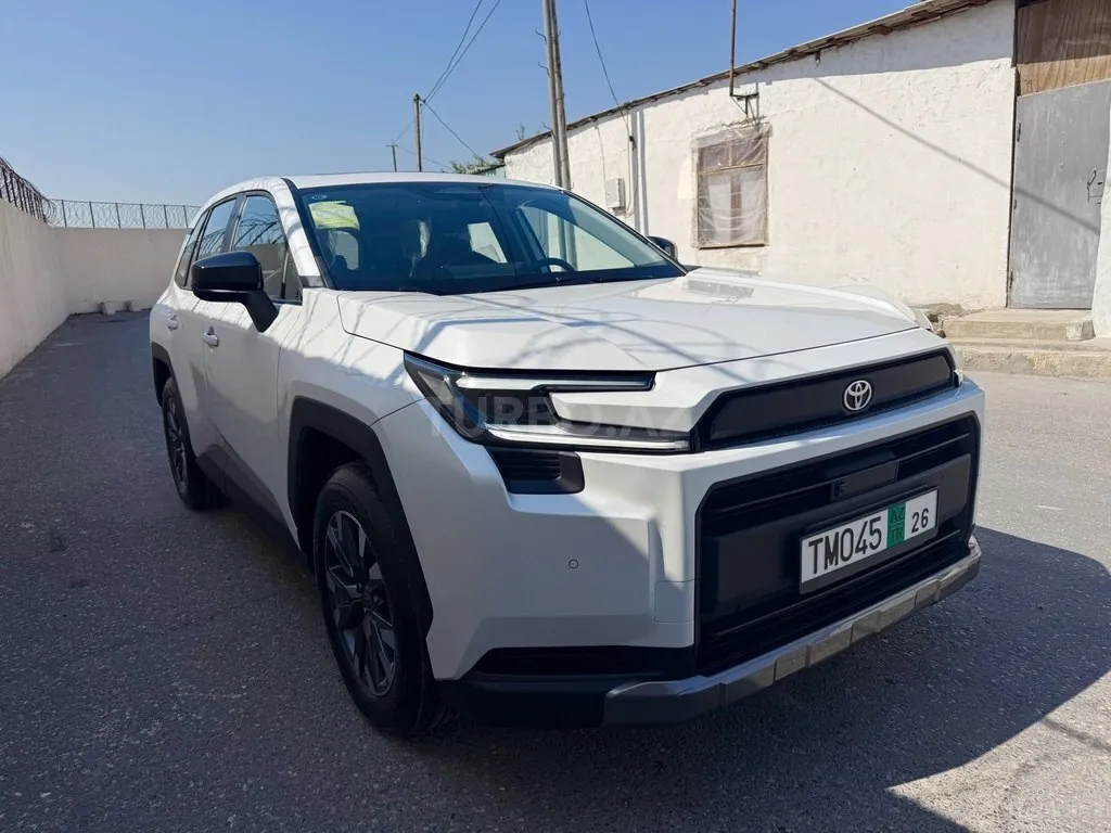 Toyota RAV4 2026 — фото 1 из 10