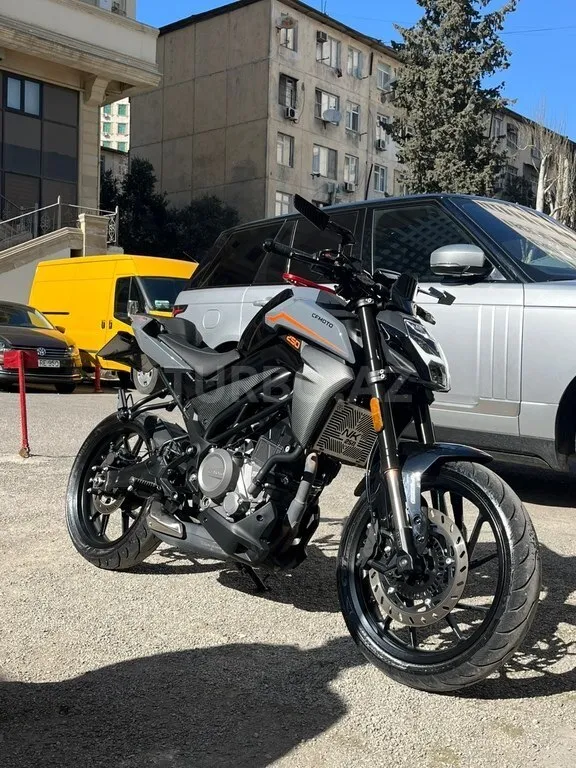 CFMOTO 250 NK 2025 — фото 1 из 10