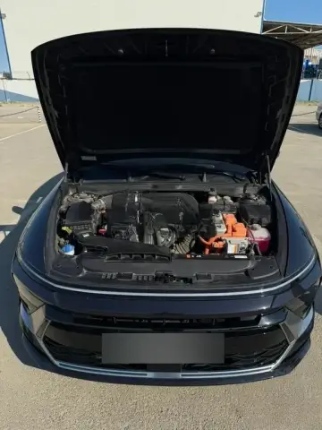 Hyundai Sonata 2025 — миниатюра 8