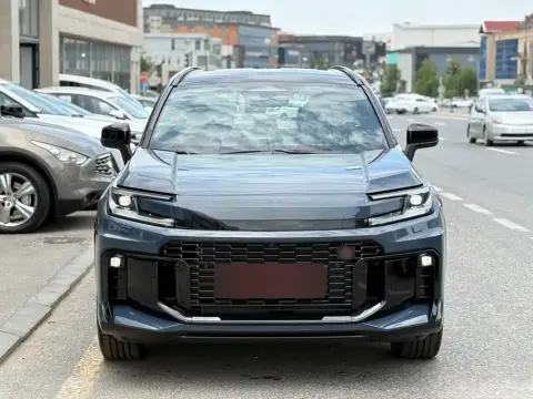 Toyota RAV4 2026 — миниатюра 1
