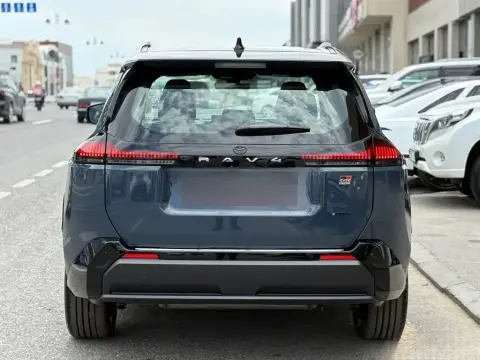 Toyota RAV4 2026 — миниатюра 2