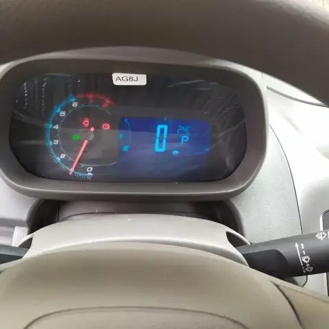Chevrolet Cobalt 2026 — миниатюра 8