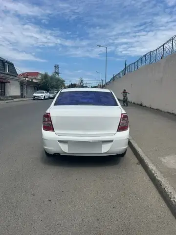 Chevrolet Cobalt 2025 — миниатюра 2