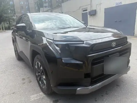 Toyota RAV4 2026 — миниатюра 1