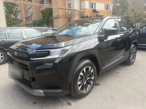 Toyota RAV4 2026 — миниатюра 2
