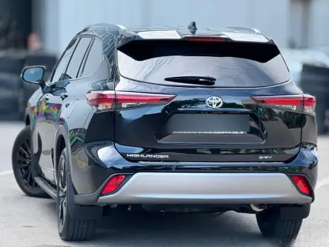 Toyota Highlander 2025 — миниатюра 4