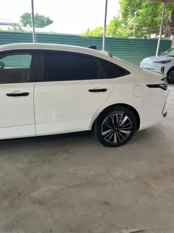 Changan Qiyuan A05 2025 — миниатюра 7