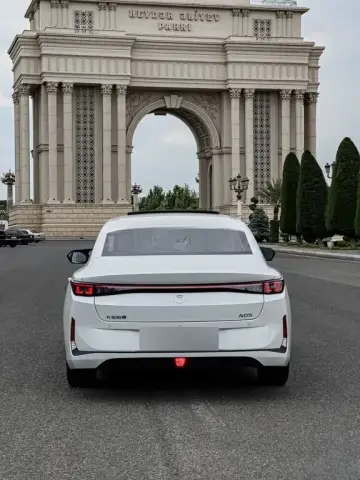 Changan Qiyuan A05 2025 — миниатюра 6