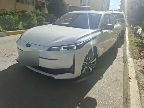 Changan Qiyuan A05 2025 — миниатюра 8