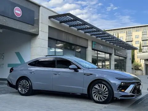Hyundai Sonata 2025 — миниатюра 7