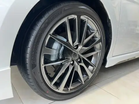 Toyota Camry 2026 — миниатюра 6