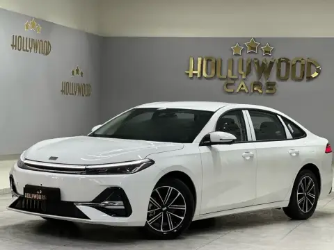 Geely Galaxy A7 2025 — миниатюра 3