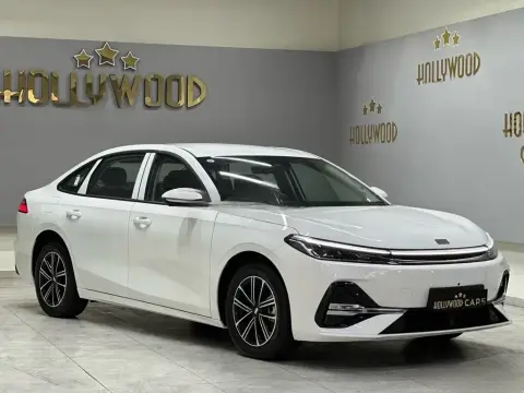 Geely Galaxy A7 2025 — миниатюра 4