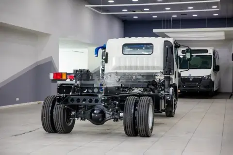 Isuzu NPR 75 L 2025 — миниатюра 7