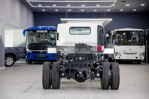 Isuzu NPR 75 L 2025 — миниатюра 9