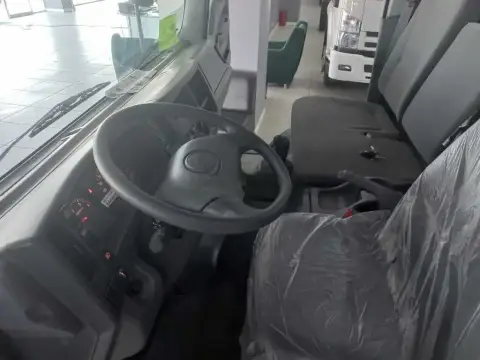 Isuzu NMR 85 H 2025 — миниатюра 5
