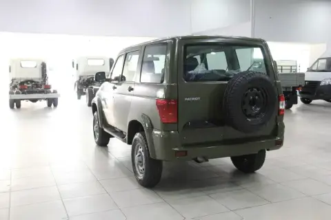 UAZ Patriot 2025 — миниатюра 5