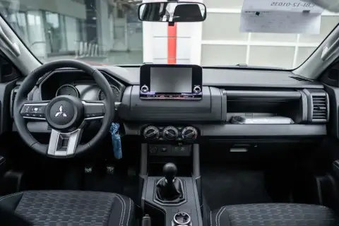 Mitsubishi L200 2026 — миниатюра 6