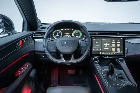 Lynk & Co 05 2025 — миниатюра 8