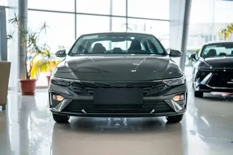Hyundai Elantra 2025 — миниатюра 2