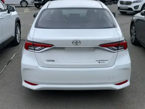 Toyota Corolla 2025 — миниатюра 4