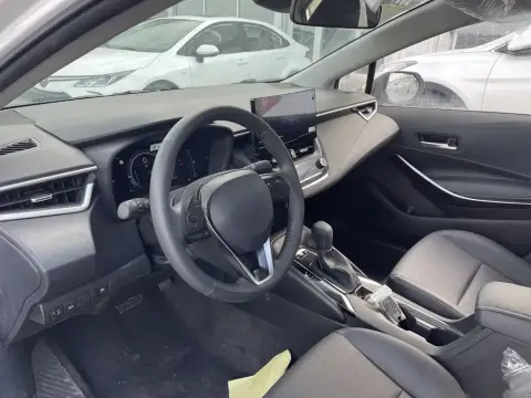 Toyota Corolla 2025 — миниатюра 7