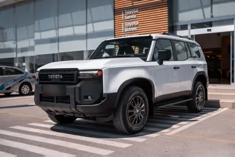 Toyota Land Cruiser Prado 2026 — миниатюра 1
