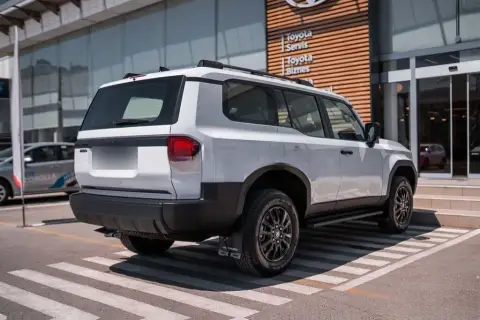 Toyota Land Cruiser Prado 2026 — миниатюра 8