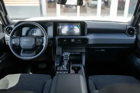 Toyota Land Cruiser Prado 2026 — миниатюра 10