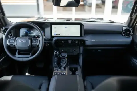 Toyota Land Cruiser Prado 2026 — миниатюра 9