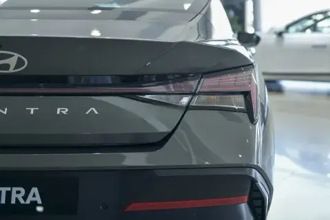 Hyundai Elantra 2026 — миниатюра 7