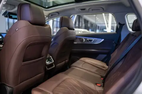 Chery Tiggo 8 Pro e+ 2025 — миниатюра 6