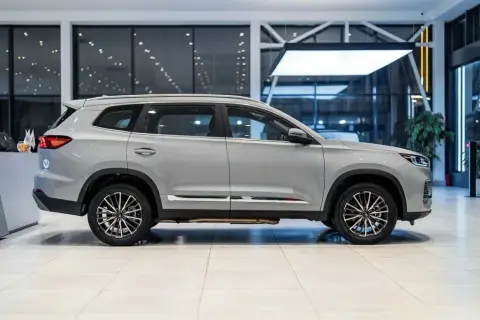 Chery Tiggo 8 Pro e+ 2025 — миниатюра 5