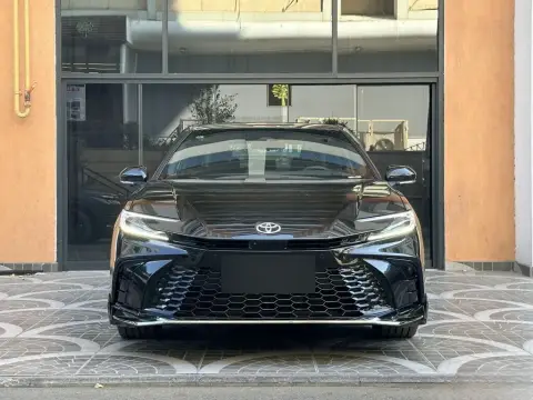 Toyota Camry 2026 — миниатюра 3