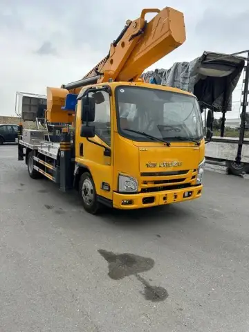 Isuzu ELF 2025 — миниатюра 2