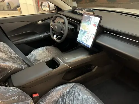 Changan Qiyuan A05 2025 — миниатюра 2
