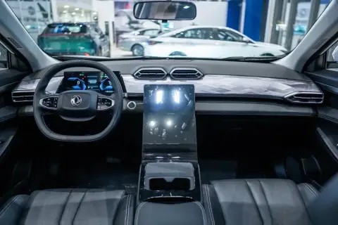 Dongfeng Aeolus Mage EV 2025 — миниатюра 3