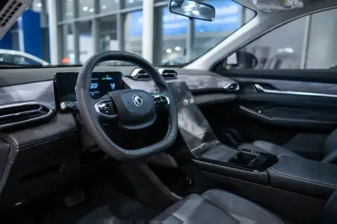 Dongfeng Aeolus Mage EV 2025 — миниатюра 7
