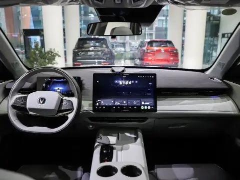 Changan Uni-Z 2025 — миниатюра 9